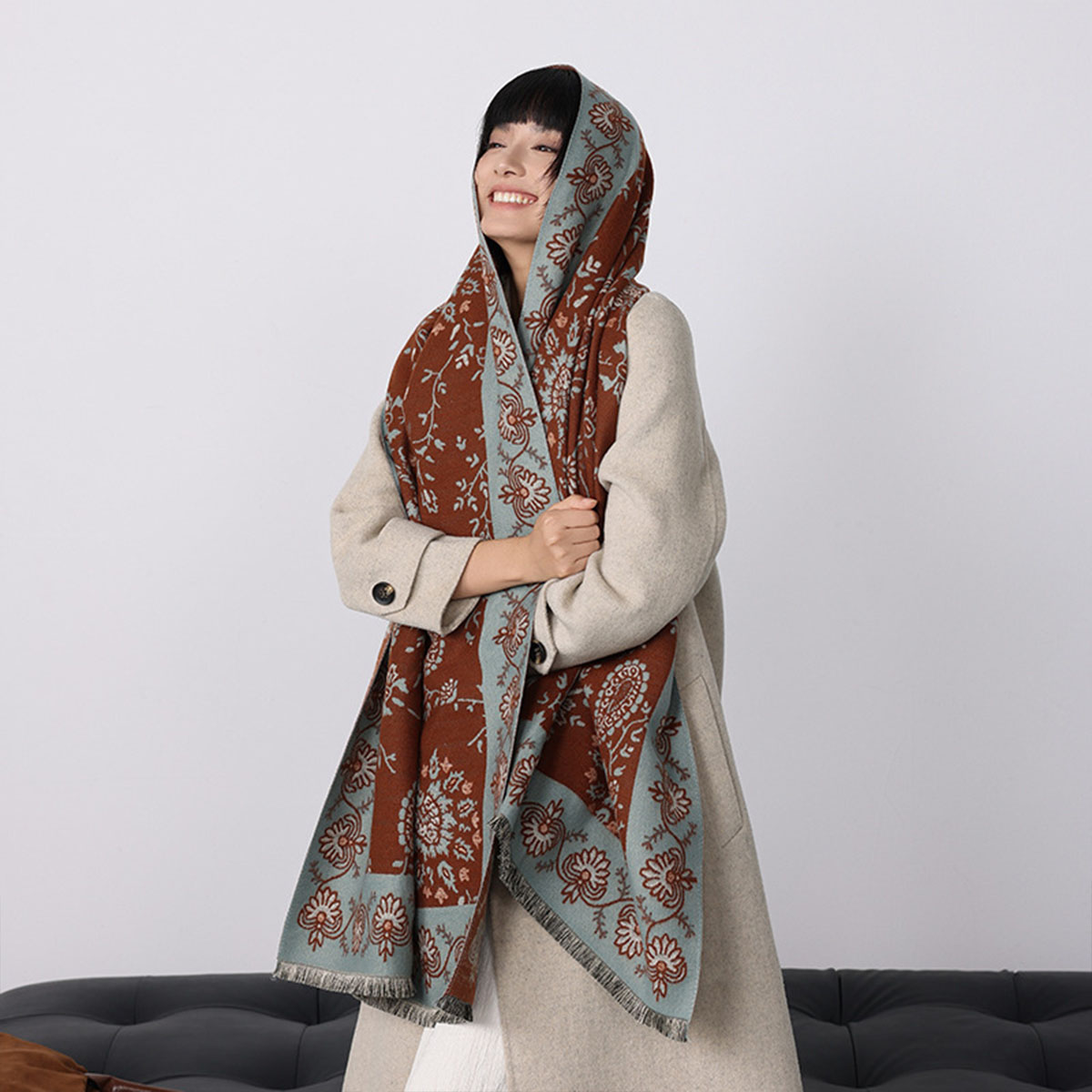Luksusowa zimowa imitacja kasz – Woven Scarf Blanket recenzja i cena